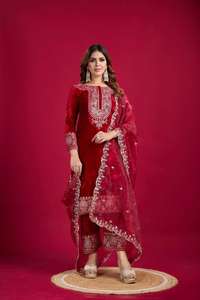 Ropa de boda india de Bollywood para mujer, parte superior e inferior de trabajo bordada con Secuencia de terciopelo viscosa con Dupatta de seda de Organza - Product Image 3