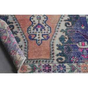 Tapis vintage 4,1x7,5 pieds, tapis turc, tapis en laine à bordures bleues - Product Image 4