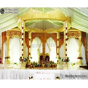 Mandap rond en bois sculpté sur le thème vintage pour mariage, inspiré du mariage indien, Mandap rond en bois pour mariage au Canada - Product Image 1