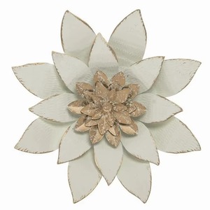 Tenture murale à fleurs en métal blanc de style vintage avec détails en or idéal pour les murs du salon, de la chambre à coucher et du bureau d'Inde - Product Image 1