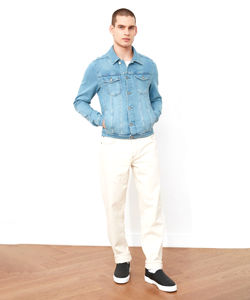 Top Design OEM Fashion Streetwear Chaqueta de mezclilla de alta calidad Diseño personalizado Hombres Ripped Button Front Denim Jeans Jacket - Product Image 5