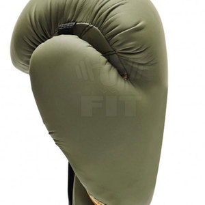 Nuevos guantes de boxeo de cuero PU de moda hechos en fábrica, el último diseño de patrón impreso, empuñaduras impermeables, artes marciales OEM - Product Image 6