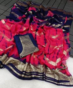 Saree en dentelle à fleurs avec conception de chemisier en velours pour femme - Product Image 3