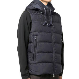Gilet matelassé léger et chaud pour homme, veste sans manches d'extérieur à capuche, décontracté, avec fermeture éclair intégrale et poches rembourrées - Product Image 2