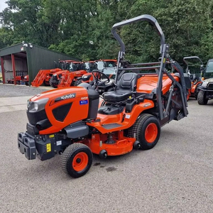 เครื่องตัดหญ้าแบบนั่งขับ Mini Kubota G231 HD พร้อมมอเตอร์และเกียร์คุณภาพสูงสำหรับใช้งานในสวนและฟาร์ม มีจำหน่ายในราคาประหยัด - Product Image 1