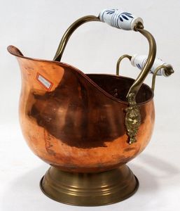 Seau à charbon en cuivre traditionnel fait main avec bol profond et finition en métal poli adapté à un décor confortable au coin du feu - Product Image 2