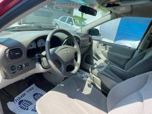 Dodge Caravan SXT 2006 Usada, Volante a la Izquierda, Origen Estadounidense - Product Image 2