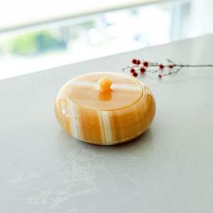 Bol de service classique pour fêtes, en résine époxy écologique, de qualité supérieure, design élégant, par Quality Enterprises - Product Image 2