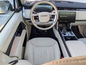 Land Rover Range Rover P530 SE 2023 Usado en Excelentes Condiciones - Product Image 3
