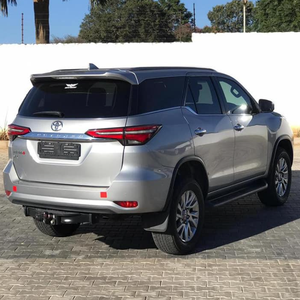 Toyota Fortuner Coches Usados Bastante Usados Automático Venta Caliente En Stock Conducción A LA Izquierda y Derecha Sin Historial de Accidentes PARA LA Venta - Product Image 1
