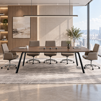Table de conférence moderne pour entreprises, bureau long avec pieds en aluminium et bord biseauté pour salle de négociation