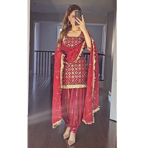 Setelan pakaian pesta bergaya atasan dan <span class=keywords><strong>Salwar</strong></span> dengan Dupatta kontras untuk pesta dan pesta yang dapat dipakai oleh oleh pedagang grosir India