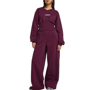 Survêtement pour femmes en gros pour les acheteurs en gros, design de haute qualité avec col en V et couleur unie, streetwear décontracté tendance pour 2026 - Product Image 1