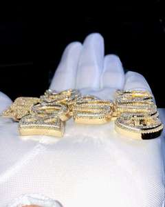 Pendentif Lettre Moissanite Diamantée Personnalisée Plaqué Or Jaune 18K 20 TCW Luxe Tendance Hip Hop Certifié GRA Cadeau - Product Image 2