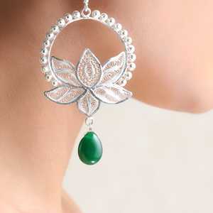 Boucles d'oreilles en argent de travail en filigrane Aurima de haute qualité de haute qualité du fournisseur indien avec un éclat scintillant - Product Image 1