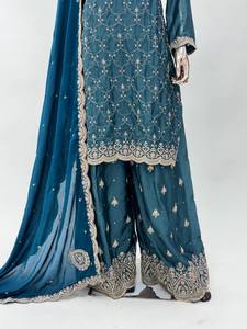 Costume de chinon lourd de créateur avec broderie Salwar pour femmes, vêtements de fête et de réception de l'Inde, exportation - Product Image 5