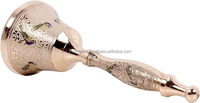 Cloche à main en laiton massif Article de décoration intérieure de haute qualité Conception d'oiseau Brillant Poli Style nautique Sculpté Gravé Métal Artisanat