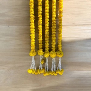 Marigold avec tube rose tenture murale parfaite pour la décoration de mariage indien anniversaires et cadeau de décoration intérieure pour elle - Product Image 3