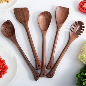 Ensemble de 9 ustensiles en bois de luxe, ensemble de serveurs à salade, bois naturel avec 2 spatules, ustensiles durables faits à la main - Product Image 4