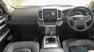 Toyota LandCruiser Prado 150 RHD Tx 2.7L Automatique Neuf 4x4 Réf 2387 Voiture Neuve Jamais Immatriculée - Product Image 5