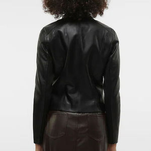 Chaqueta de Cuero Genuino para Mujer con Tela Satinada, Diseño Elegante para Todos los Tipos de Moda, Chaqueta de Motocicleta Transpirable y Resistente al Viento - Product Image 3