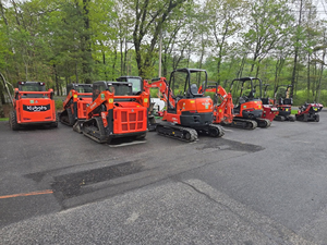 Mini-excavatrice Kubota U27-4 de 2,7 tonnes, à braquage zéro, diesel, compacte, sur chenilles, avec hydraulique auxiliaire, neuve - Product Image 2