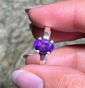 แหวนพลอยอเมทิสต์ตัดวงรีอเมทิสต์ธรรมชาติเครื่องประดับเงินสเตอร์ลิงพร้อมเพชรสำหรับงานแต่งงาน - Product Image 3