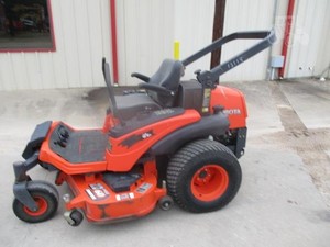 Cortadora de Césped Kubota GR2120 de Alta Resistencia, 21HP, Diésel, 4x4, Tractor con Plataforma de Corte Ancha para Mantenimiento Agrícola, en Venta - Product Image 4