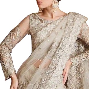 Longue tenue de fête fantaisie pour femmes de haute qualité Saree en soie Georgette pour mariage entièrement cousu longueur au sol - Product Image 5