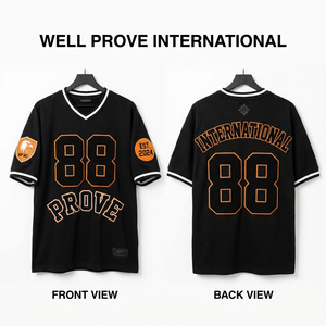 เสื้อฟุตบอลผ้าโพลีเอสเตอร์ตาข่ายพรีเมียม 160 GSM คอวีสีทอง แขนสั้น ดีไซน์แบบแผง  โลโก้สั่งทำได้ แห้งเร็ว ระบายอากาศได้ดี - Product Image 3