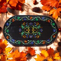 ARTISANAT Table ovale en marbre noir poli fait main, impressionnante, avec incrustation de pierres multicolores, imitation antique, mobilier de luxe