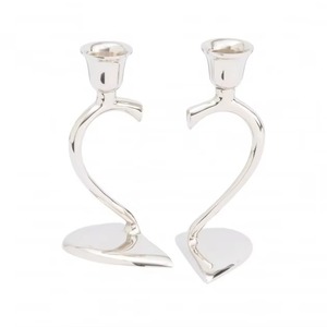 Porte-bougie en métal de qualité supérieure, fait à la main, écologique, durable, design exceptionnel, met en valeur les flammes des bougies magnifiquement - Product Image 5