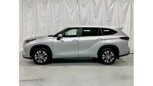 Toyota Highlander XLE 2024, SUV 4 Puertas, Tracción en las Cuatro Ruedas, Certificado, Limpio y en Buen Estado, Volante a la Derecha/Izquierda, Caja de Cambios Automática, Tapicería de Cuero Oscuro - Product Image 4