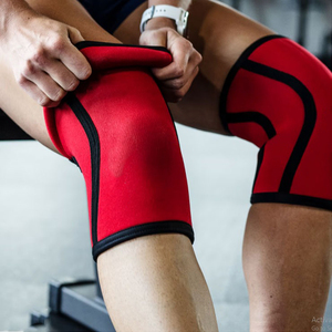 Neoprene <b>Compression</b> <b>Knee</b> Sleeve Adjustable and Durable Heavy Weightlifting <b>Knee</b> <b>Support</b> <b>Knee</b> Sleeve - Product Image 4