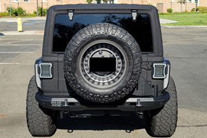 Jeep Wrangler Sport S AWD 2023, Bajo Kilometraje, Turbo, Cuero, R18, Automático, Volante a la Izquierda, Gasolina, Buen Estado - Product Image 4