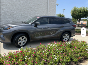 Toyota Highlander LE 2023 Usado, Económico, con Volante a la Izquierda/Derecha - Product Image 6