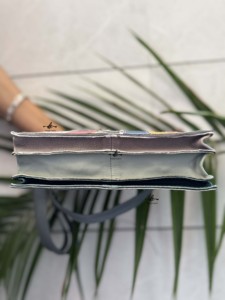 กระเป๋าสะพายไหล่พิมพ์ลายสัตว์หลากสีสำหรับผู้หญิงกระเป๋าหนังสไตล์ตะวันตกพิมพ์ลายสัตว์ไม่เหมือนใคร - Product Image 4