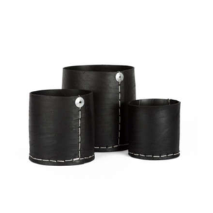 Macetas de goma de barril recicladas clásicas hechas a mano Maceta negra para exteriores Macetas de jardín Macetas al por mayor de Vietnam - Product Image 1