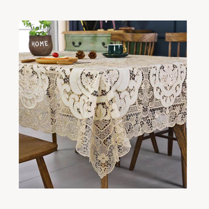 Mantel Rectangular Resistente Bordado de Algodón, Lino y Poliéster con Apliques <span class=keywords><strong>Bordados</strong></span>, Colección de <span class=keywords><strong>Manteles</strong></span> Nueva York - Product Image 1