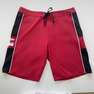 กางเกงขาสั้นออกกำลังกายลำลองสำหรับผู้ชาย พิมพ์ลายสองชั้น แห้งเร็ว ระบายอากาศได้ดี สวมใส่สบาย ออกแบบโลโก้ได้ตามต้องการ มีตัวเลือกขนาด - Product Image 4