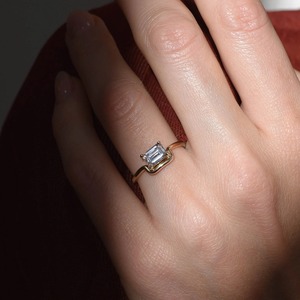 Premium Emerald Cut Moissanite Diamond Silver Ring Elegant Engagement Bridal Jewelry Classic Wedding Ring Wholesale Supplier - Product Image 3