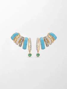 Pendientes de Corazón en Esmalte Azul Celeste con Diamantes Cultivados en Laboratorio, 2.20 Ct, Color GH, Claridad VS, 50 Piedras, Oro Amarillo de 14K con Acento de Esmeralda - Product Image 1