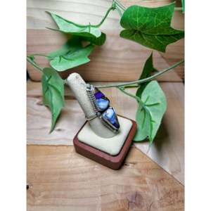 Bague ajustable artisanale Eugene Belone en turquoise Mohave violette et argent sterling, sertie en grappe, pour usage quotidien - Product Image 2
