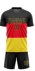 Uniforme de fútbol para hombre, cómodo, superventas, antiarrugas, ligero, de alta calidad, uniforme de fútbol de tendencia superior hecho a medida - Product Image 2