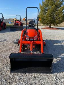 2023 Kioti CX2510 Tracción en todas las ruedas Tractor diésel con cargador frontal Cortacésped de 60 pulgadas Producto confiable con control suave a la venta - Product Image 3