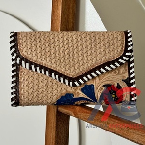 Cartera de cuero tallada a mano, funda de teléfono de embrague, elegante Cartera de flores de Sol occidental para mujer - Product Image 1