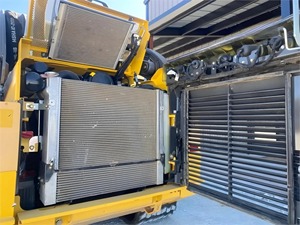 Used High Flow Hydraulic Skid Loader 2020 NEW HOLLAND C332 74HP With Attachments Ready To Ship Worldwide - Product Image 3