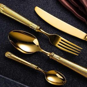 Ensemble de couverts en acier inoxydable très durable pour les tables traditionnelles et modernes avec une brillance élevée. - Product Image 2
