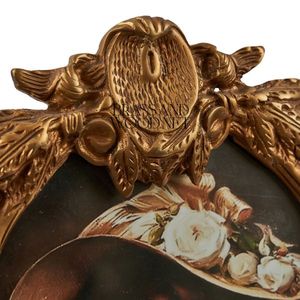 Cadre ovale décoratif en cuivre antique fait à la main en laiton avec peinture de portrait élégante maison classique de style vintage - Product Image 3