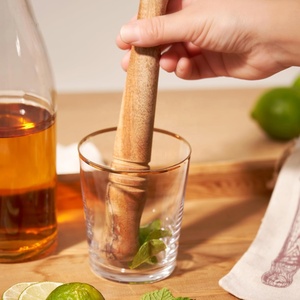 DIVRIS DR-3800 Wood Cocktail Muddler Handmade Modern Eco-Friendly <b>Bar</b> <b>Tool</b> for Mixing Drinks - Product Image 2